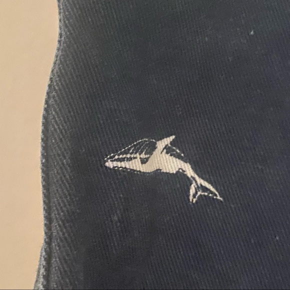 2/$30 IZOD Men’s Whale Navy Blue Whale 🐋 Print  Khaki Shorts 38 - Picture 4 of 5